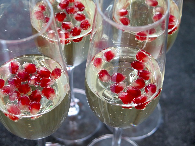prosecco ve sklenici