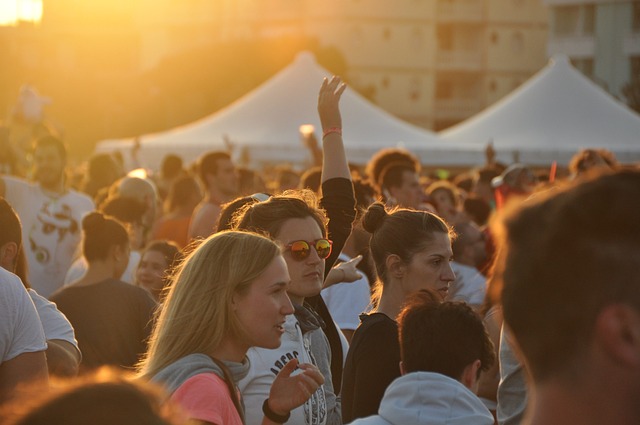 pronájem party stanů
